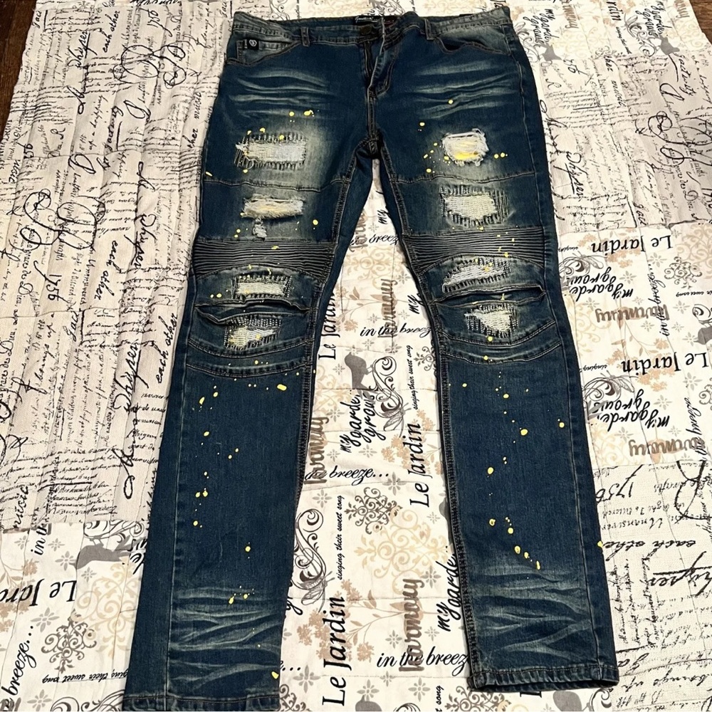 Switch Remarkable  Blue Jeans Mens 38x34 Slim Taper Fit Distressed NWT